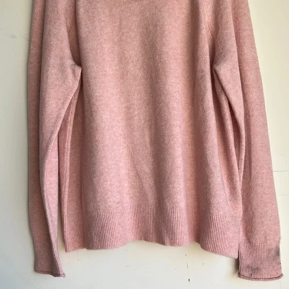 J.Crew Merino Wool and Alpaca Blend Light Pink Crewneck roll neck Size L - Picture 5 of 12